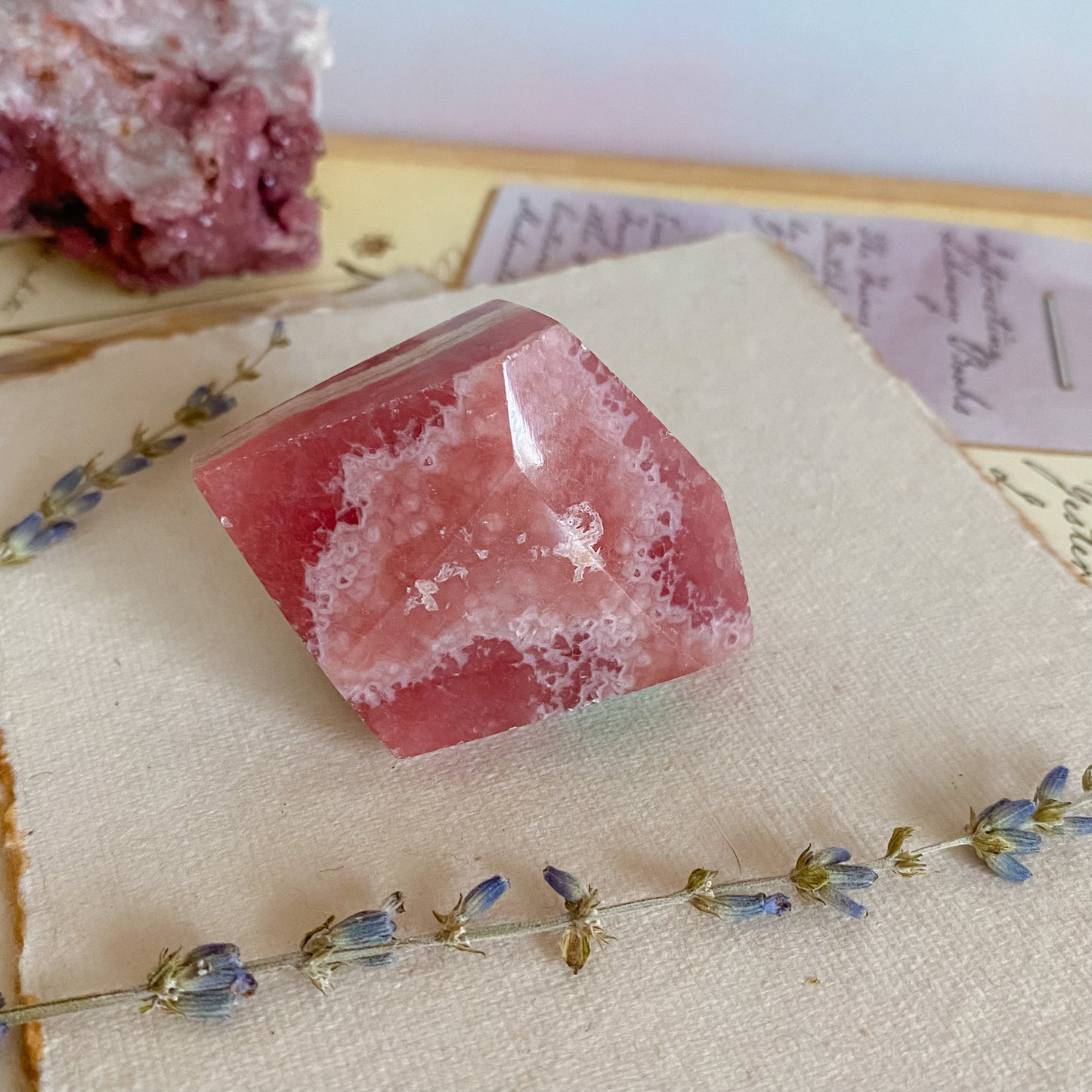 Rhodocrosite freefrom